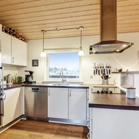 Holiday home Joris - 1-5km From The Sea In Nw Jutland By Interhome Lokken