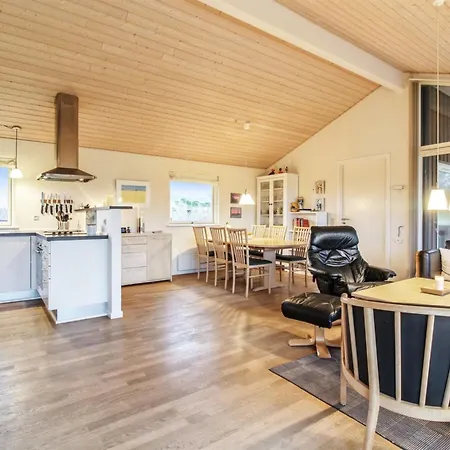 Holiday home Joris - 1-5km From The Sea In Nw Jutland By Interhome Lokken