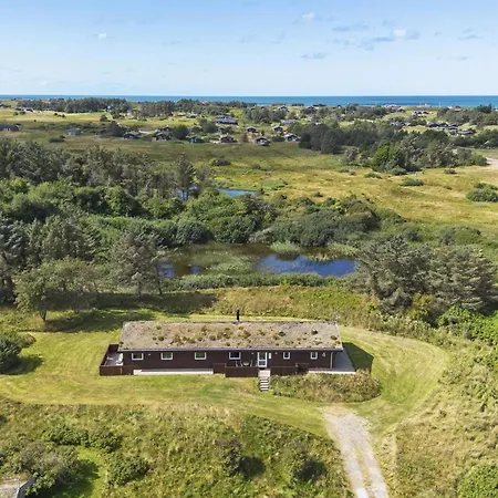 Joris - 1-5km From The Sea By Interhome *