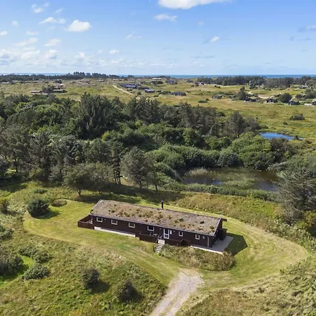 Joris - 1-5km From The Sea By Interhome *