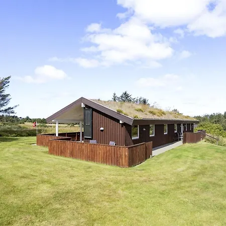 Joris - 1-5km From The Sea By Interhome *